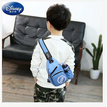迪士尼（Disney）网红韩版儿童斜挎包时尚男童包包小包帅气小男孩子背包潮户外旅游 浅蓝色(身高130cm以上背)