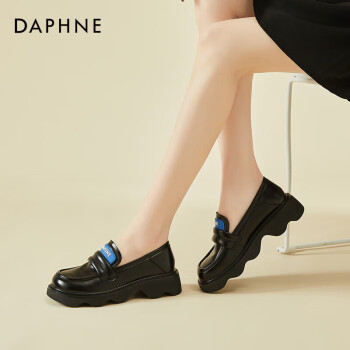 达芙妮（DAPHNE）女鞋小众克莱因蓝撞色设计一脚蹬乐福鞋女米色鞋子单鞋英伦小皮鞋 黑色 -4623101068 35