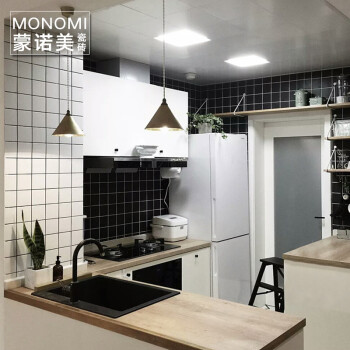 蒙诺美 北欧风格卫生间瓷砖厨房墙砖黑白格子马赛克陶瓷白色小方砖300 哑光黑色 300x300